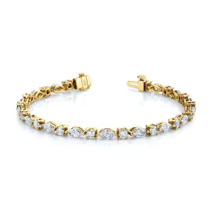 Alternating Marquise and Round Brilliant cut Diamond Bracelet