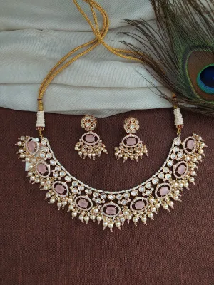 Gold-plated uncut diamond necklace set with pearl drop