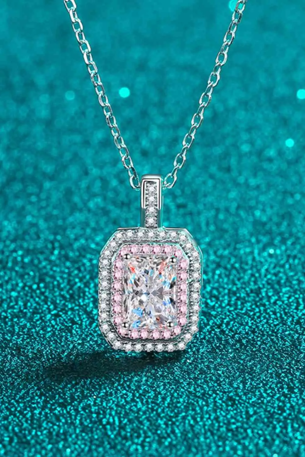 Moissanite Geometric Pendant Chain Necklace