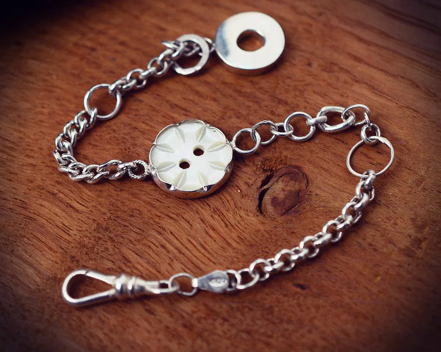 Mother of pearl button bracelet