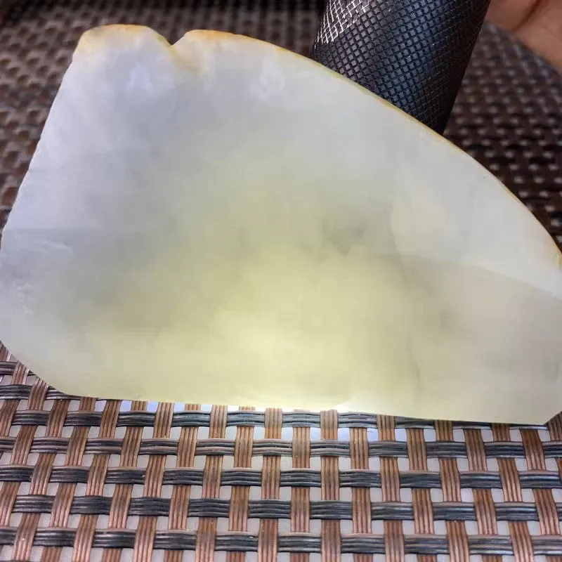 Natural Hetian Jade Rough Nephrite Raw (110g,7.2X5.0X1.8cm)