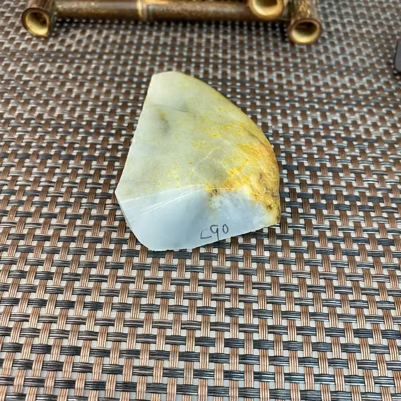 Natural Hetian Jade Rough Nephrite Raw (110g,7.2X5.0X1.8cm)