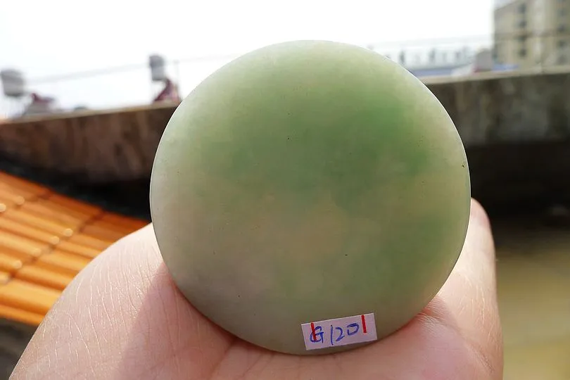 Natural Jade Rough Jadeite Raw (110g,5.2X5.2X1.55cm)