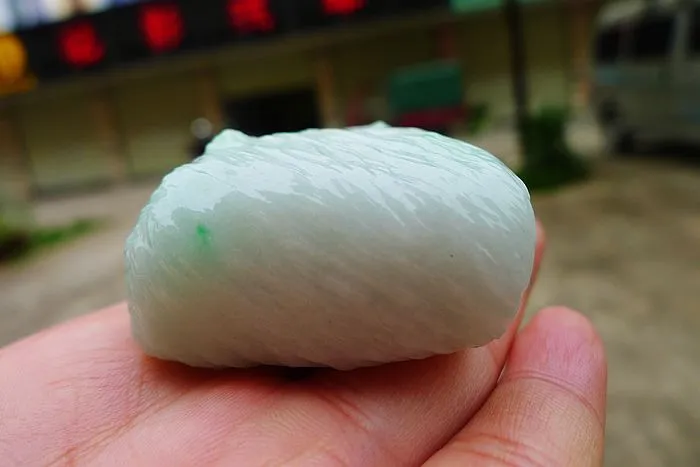 Natural Jade Rough Jadeite Raw (114g,6.1X4.3X2.2cm)