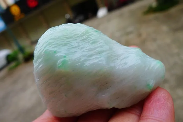 Natural Jade Rough Jadeite Raw (114g,6.1X4.3X2.2cm)