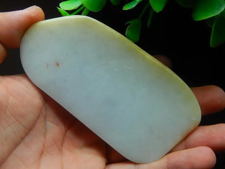 Natural Jade Rough Jadeite Raw (121g, 103X50X11mm)