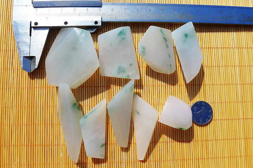 Natural Jade Rough Jadeite Raw 160g