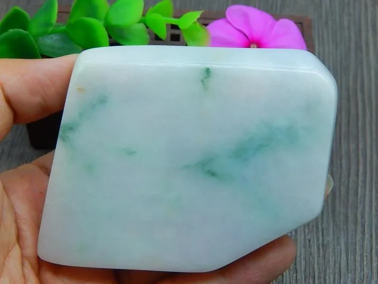 Natural Jade Rough Jadeite Raw (183g, 74X61X14mm)