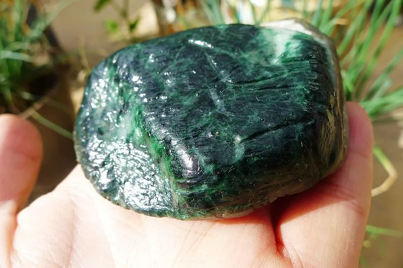 Natural Jade Rough Jadeite Raw (185g,7.3X5.8X2.7cm)