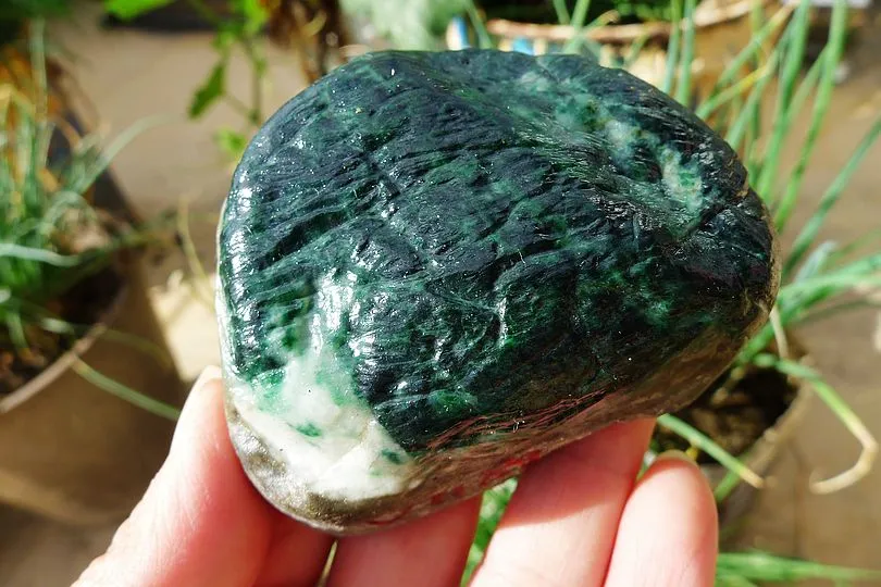 Natural Jade Rough Jadeite Raw (185g,7.3X5.8X2.7cm)