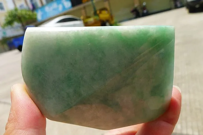 Natural Jade Rough Jadeite Raw (195g,8.5X5.8X1.6cm)