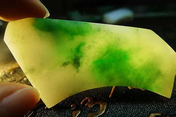 Natural Jade Rough Jadeite Raw (23g,6.4X3.4X0.4cm)