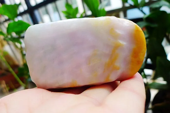 Natural Jade Rough Jadeite Raw (310g,8X4.5X4.3cm)