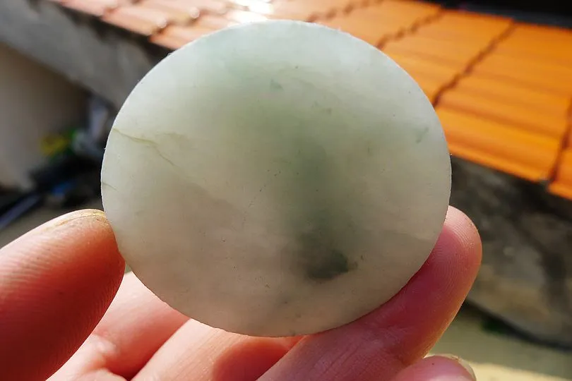 Natural Jade Rough Jadeite Raw (43g,4.2X4.2X0.9cm)