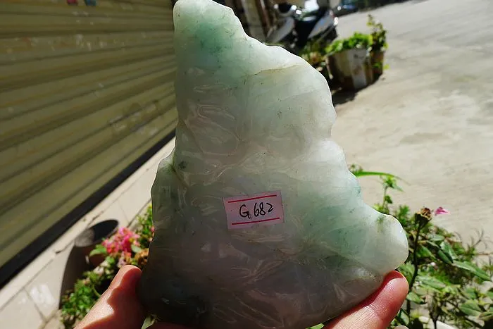 Natural Jade Rough Jadeite Raw (510g,11.8X10.3X3.3cm)