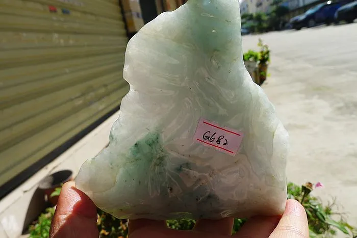 Natural Jade Rough Jadeite Raw (510g,11.8X10.3X3.3cm)