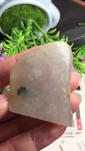 Natural Jade Rough Jadeite Raw (68g,4.0x3.6x3.2cm)-V2751