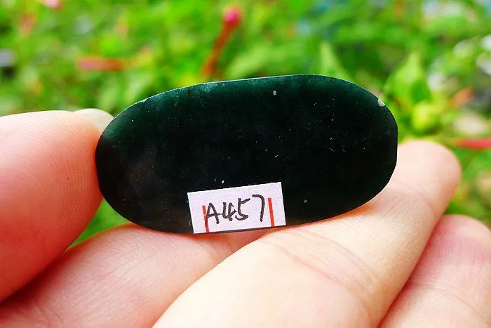 Natural Jade Rough Jadeite Raw (7.2g,3.8X1.9X0.3cm)