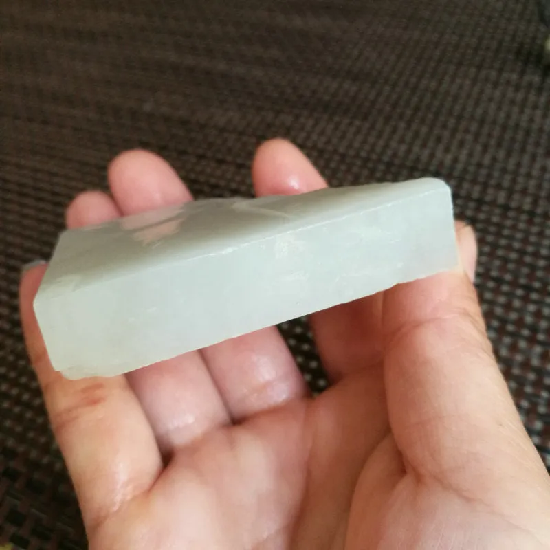 Natural Kunlun Jade Rough Nephrite Raw (106g, 6.5X4.5X1.2cm)