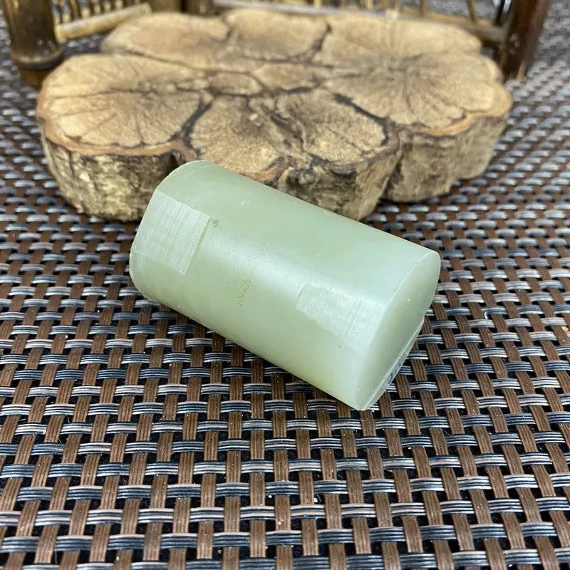 Natural Kunlun Jade Rough Nephrite Raw (115g,5.1X3.1cm)