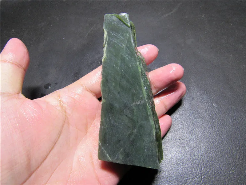 Natural Kunlun Jade Rough Nephrite Raw (224.71g, 91X40X37mm)