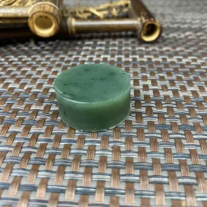 Natural Kunlun Jade Rough Nephrite Raw (23g,2.8X1.2cm)