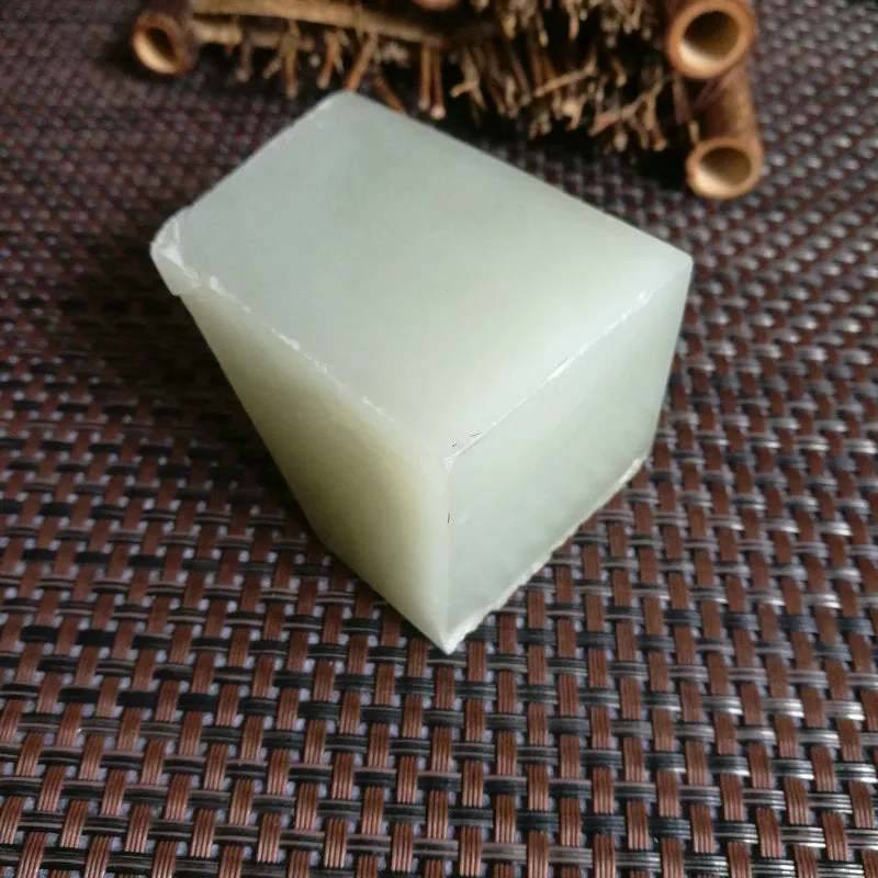 Natural Kunlun Jade Rough Nephrite Raw (258g,6.5X4.8X4cm)