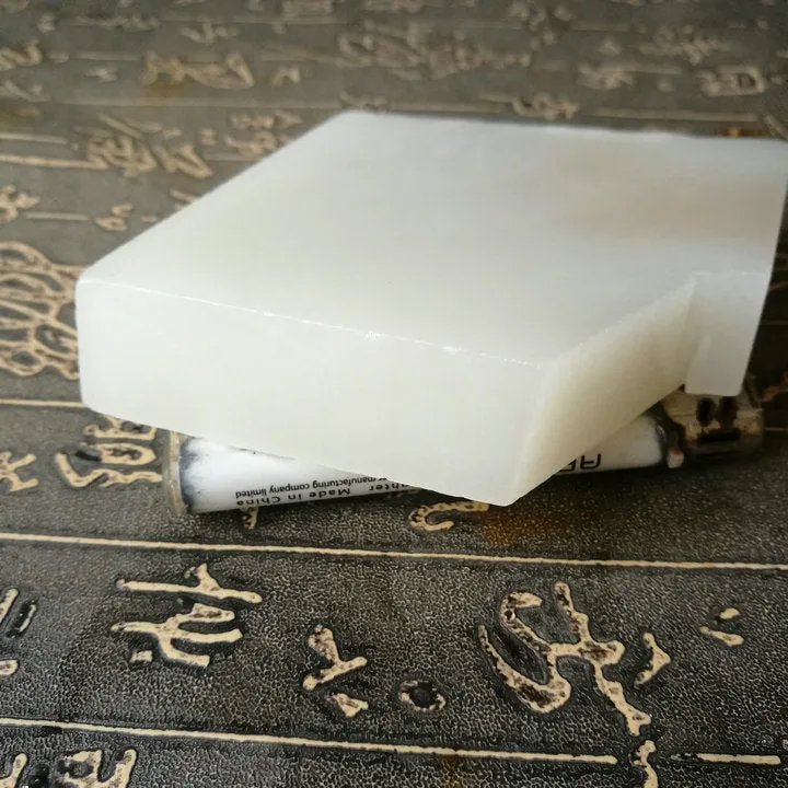 Natural Kunlun Jade Rough Nephrite Raw (344g, 8X7.5X1.9cm)