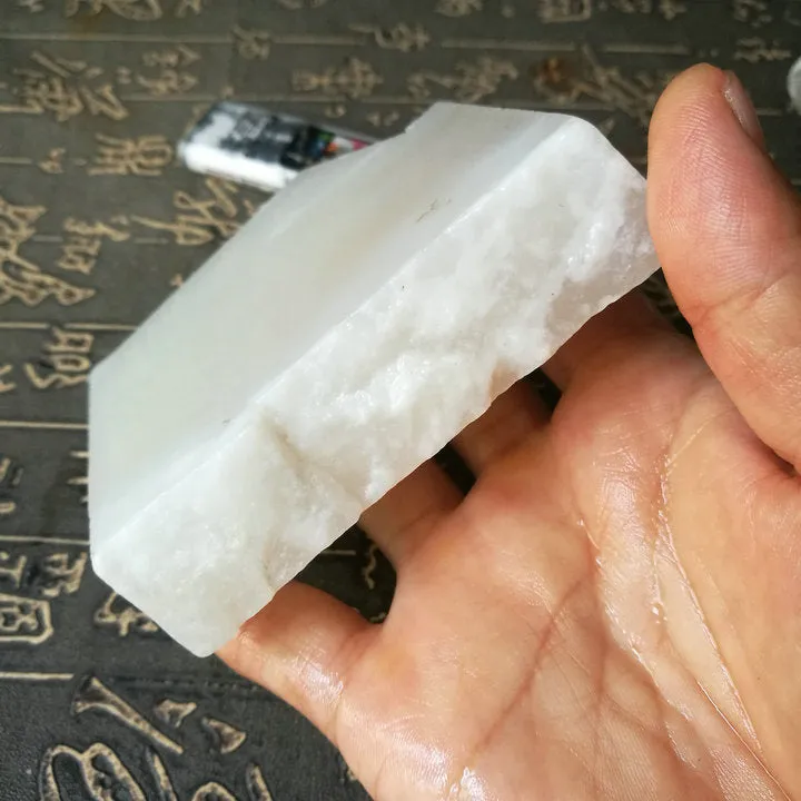 Natural Kunlun Jade Rough Nephrite Raw (344g, 8X7.5X1.9cm)