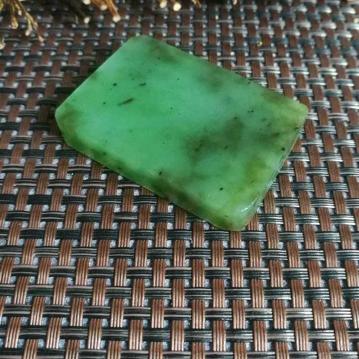 Natural Kunlun Jade Rough Nephrite Raw (52g,5.1X3.5X1cm)