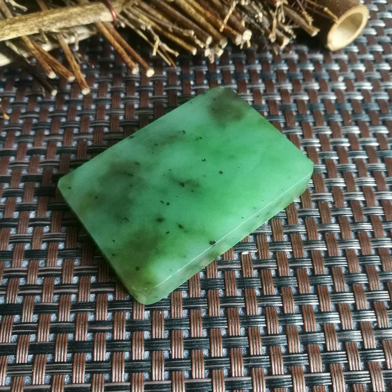 Natural Kunlun Jade Rough Nephrite Raw (52g,5.1X3.5X1cm)