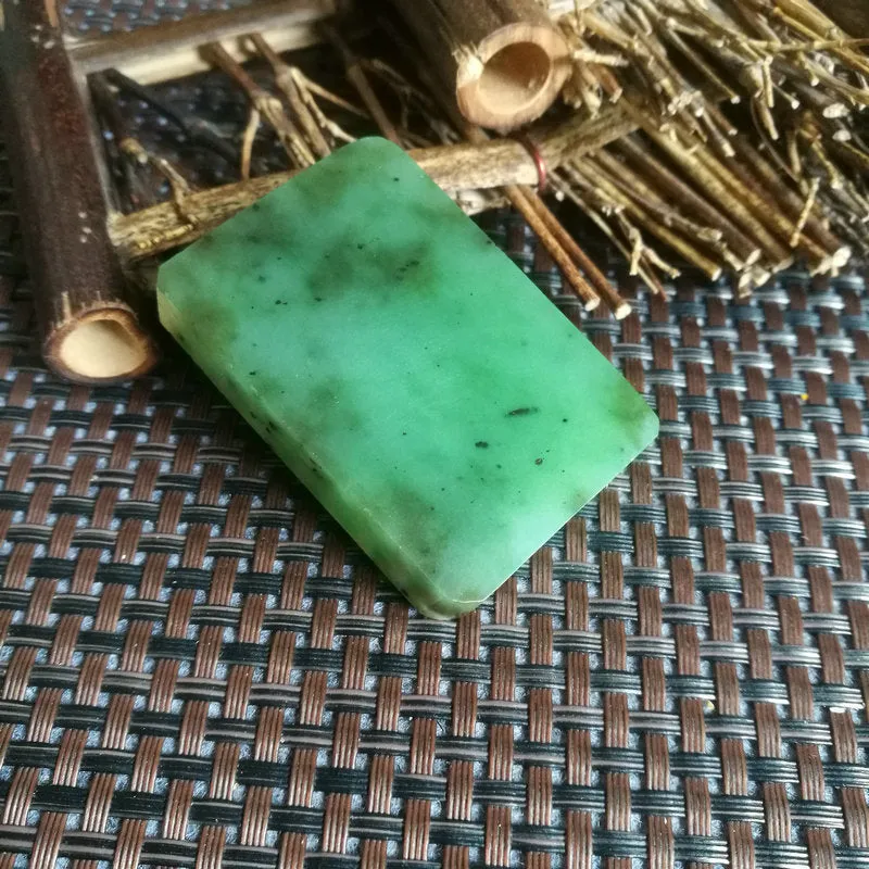 Natural Kunlun Jade Rough Nephrite Raw (52g,5.1X3.5X1cm)