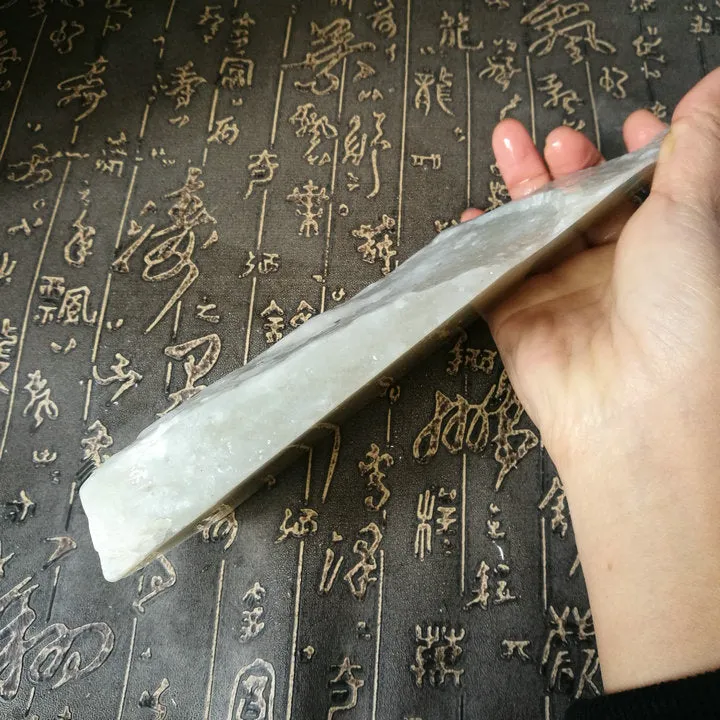 Natural Kunlun Jade Rough Nephrite Raw (805g, 21X7X2.9cm)