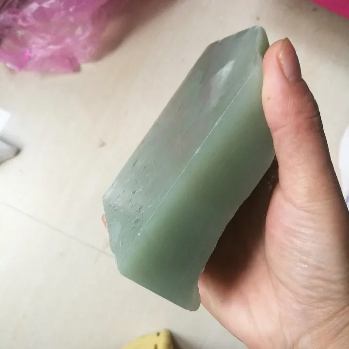 Natural Kunlun Jade Rough Nephrite Raw (849g, 10.5X9.5X3.5cm)