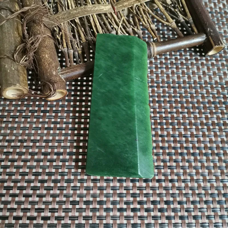 Natural Kunlun Jade Rough Nephrite Raw (88g, 9.5X4.3X0.8cm)