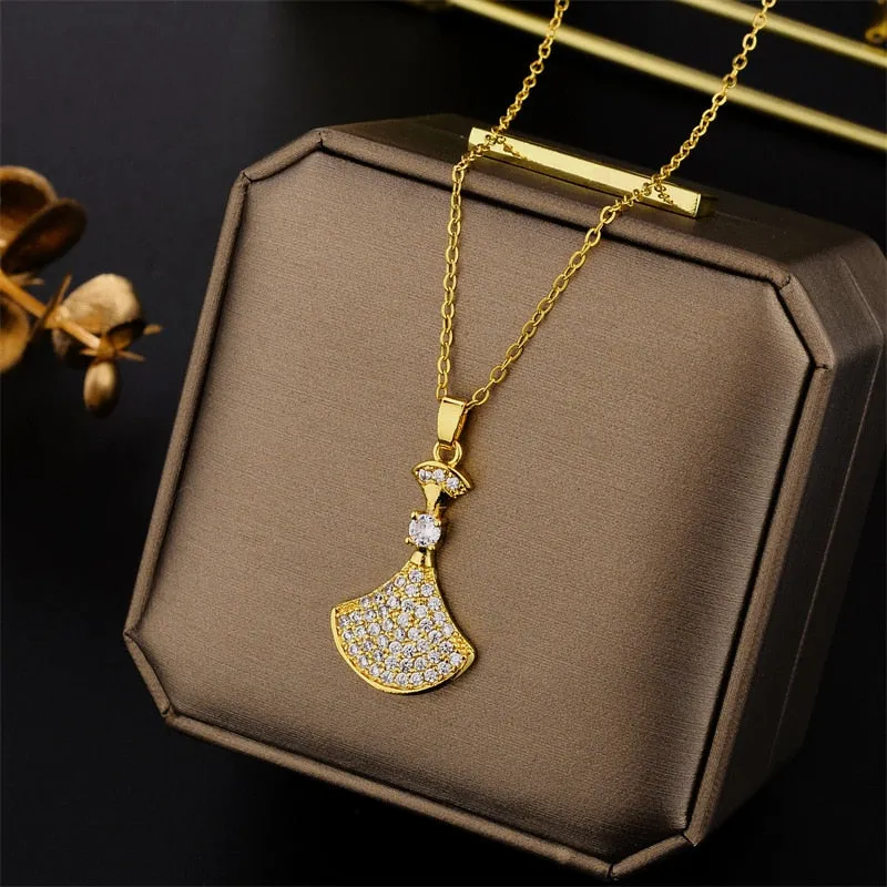 New Design Sense Luxury Zircon Crystal Stainless Steel Necklaces For Women Korean Fashion Sweet Sexy Ladies Neck Chain Jewelry