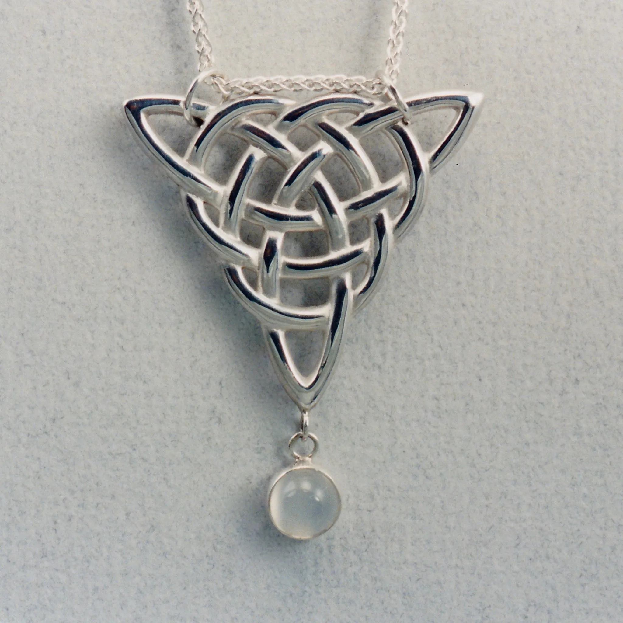 Triquetra Pendant or Brooch