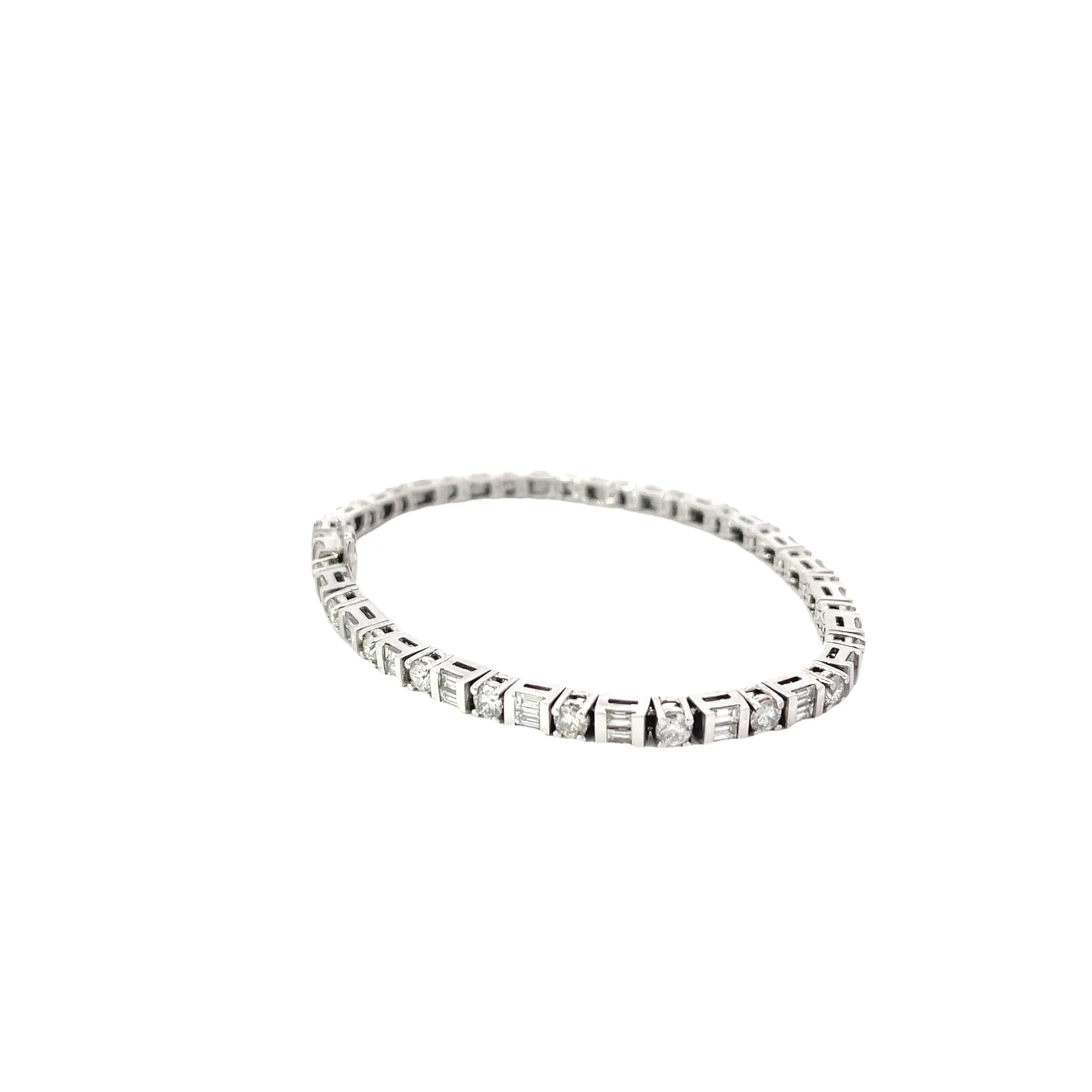 White Gold Modern Diamond Tennis Bracelet